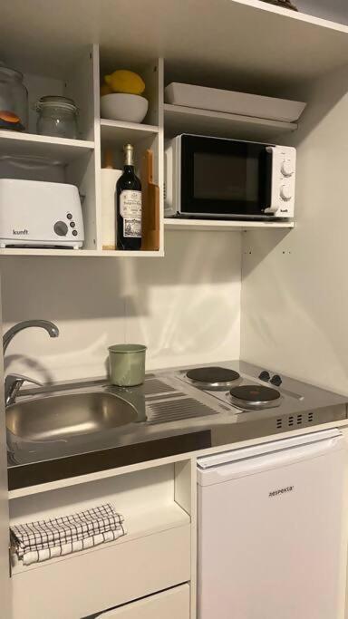 Casa Aguila Casco Antiguo Patio Privado Lejlighed Caces Eksteriør billede
